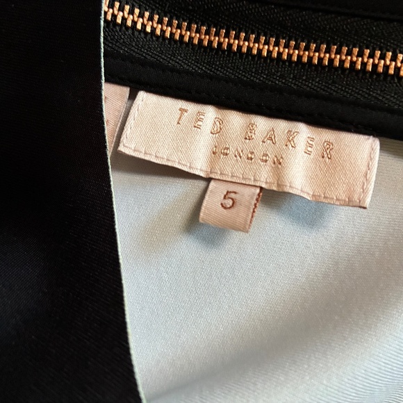 Designer Top - Picture 5 of 7